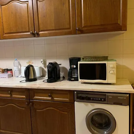 2 Bedrooms With Wifi At Sesimbra